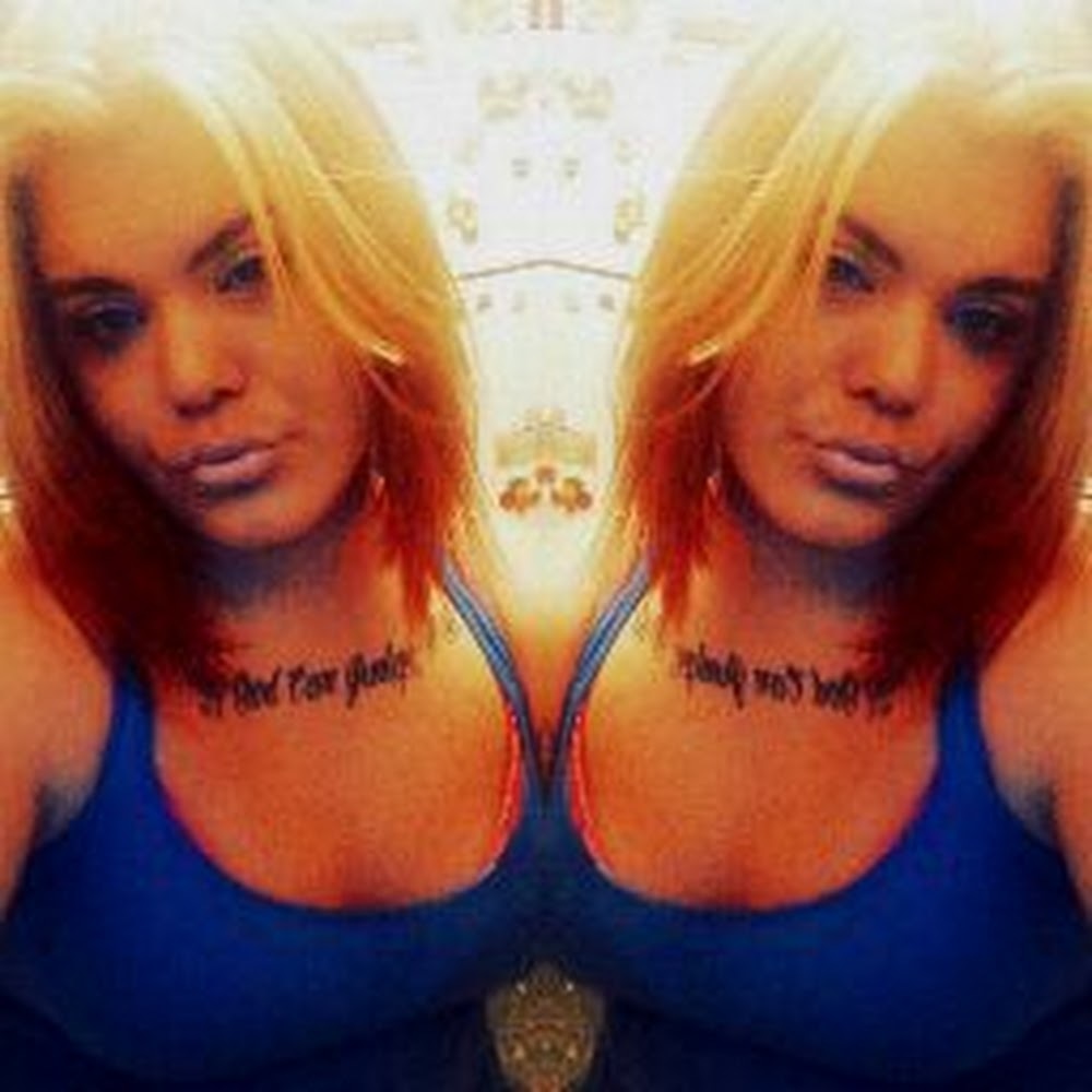 Meet your Posher, Desiree